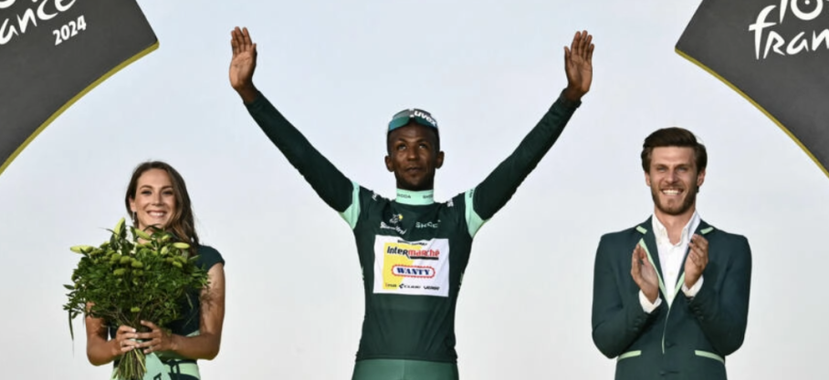 L'Érythréen Biniam Girmay, premier Africain maillot vert du Tour de France